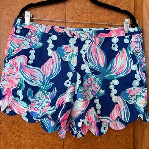 Lilly Pulitzer Magnolia Scalloped Shorts, Size 12, Going Coastal Print